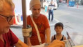 Sözleri tepki çeken seyyar satıcı!