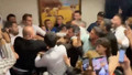 Yumruklar havada uçtu…