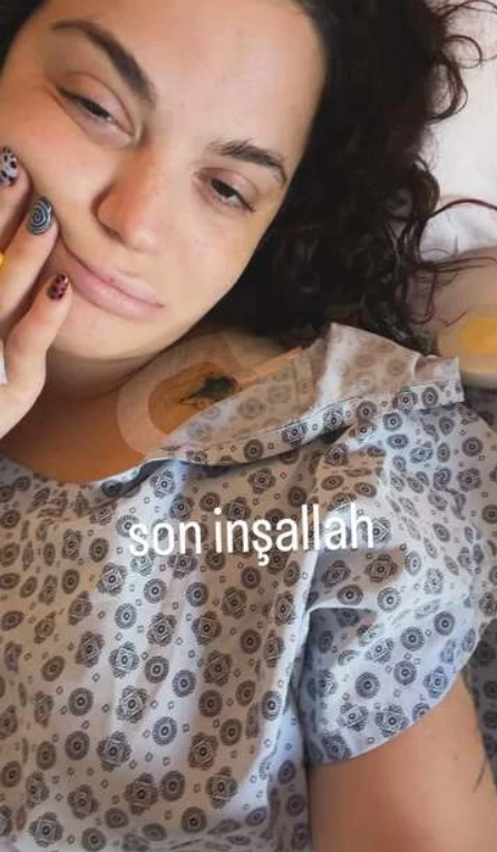 Oyuncu Aslı Bekiroğlu'ndan kötü haber! 8. kez ameliyat masasına yatacak... - Resim : 1