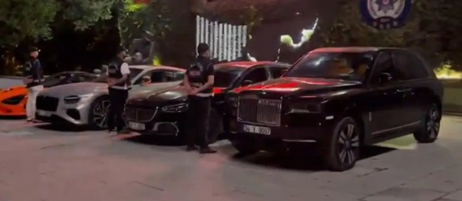 Muhammed Yarız&rsquo;ın milyonluk ara&ccedil;larına el konuldu - Resim : 2