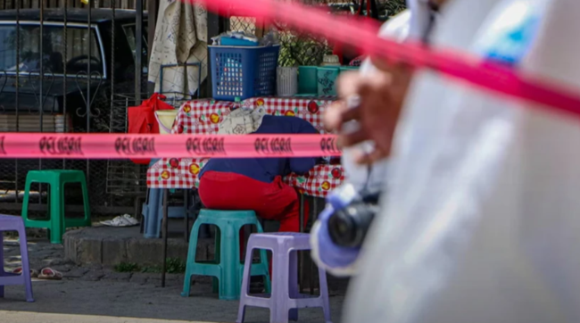 Gazeteciyi yemek yerken öldürdüler - Resim : 1
