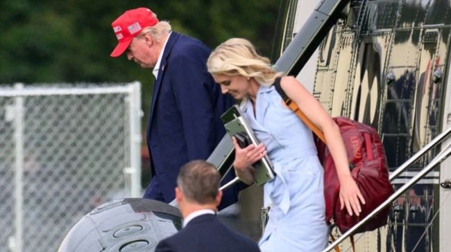 Gazetecinin sorduğu soru Trump'u çileden çıkardı: 'Sessiz ol, sahte haber' - Resim : 1