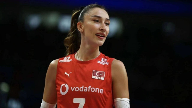 Hande Baladın'ın sevgilisi bakın kim çıktı? Boyu da yaşı da denk! - Resim : 1