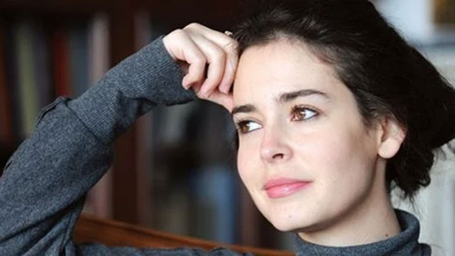 Pelin Batu Ahbap paylaşımından dolayı özür diledi: "Bana yakışmadı" - Resim : 2