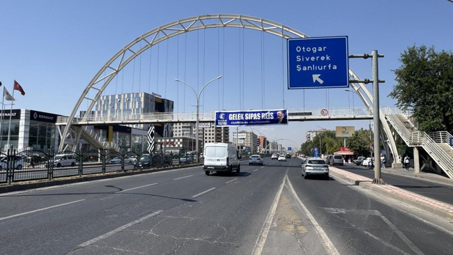 Diyarbakır’da dikkat çeken Erdoğan pankartı! ‘Gelek Sıpas Reis’ - Resim : 1