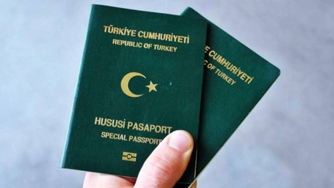 İki meslek grubuna daha yeşil pasaport talebi: Bakan Uraloğlu'ndan dikkat çeken yanıt! - Resim : 1