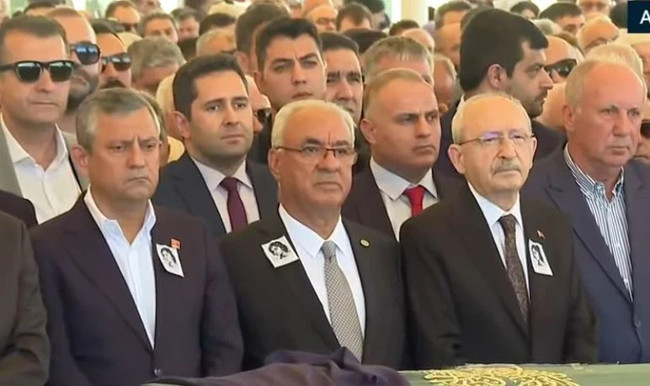 Deniz Baykal'ın eşi Olcay Baykal'a veda! Kılıçdaroğlu ile Özel cenazede buluştu - Resim : 2
