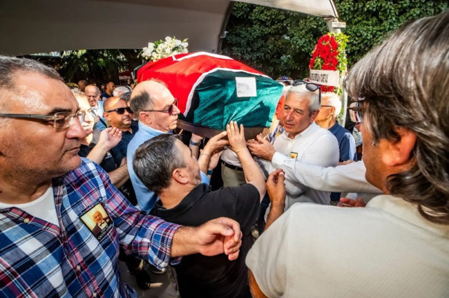 Duayen gazeteci Çetin Gürel hayatını kaybetti: Son yolculuğuna uğurlandı - Resim : 3