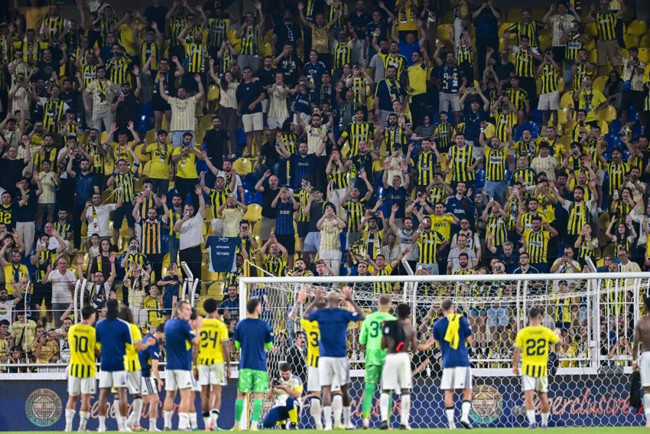 Fenerbahçe maçı Türkiye’yi ekrana kilitledi - Resim : 1