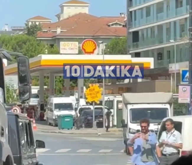 Danilo Zanna lüks cipiyle kaza yaptı! Görüntüler hızla yayıldı - Resim : 1