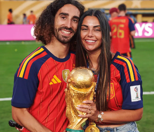 Marc Cucurella'nın uzun saçlarının ardındaki gerçek ortaya çıktı: Gözyaşları ile anlattılar! - Resim : 3