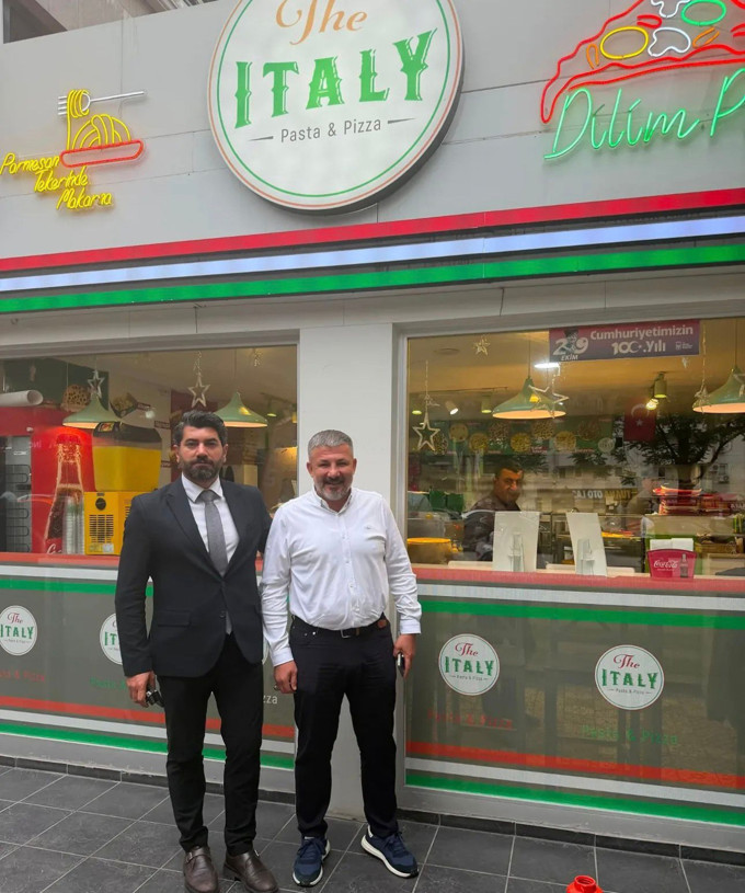 İsmail Çanak'ın tuhaf ilişkileri! Beyaz TV’de al gülüm ver gülüm! - Resim : 1