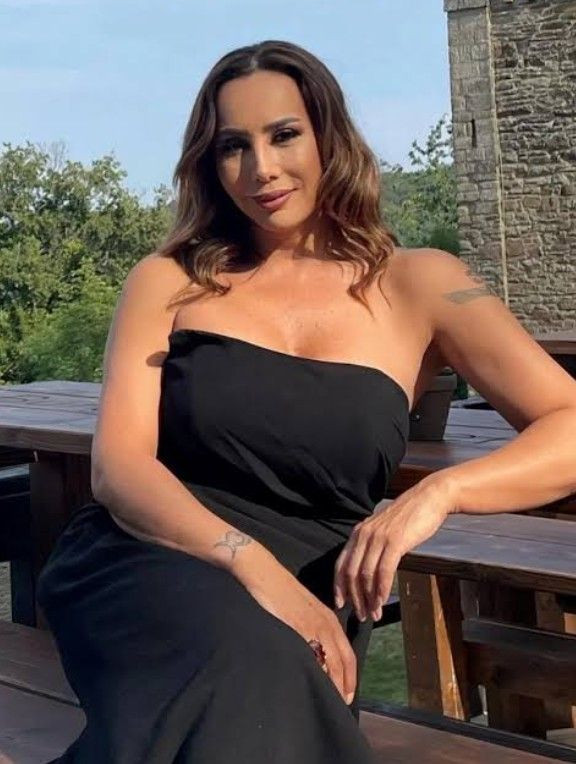 'Ağabey' diyordu 'eşi' oldu: Asena'ya sevgilisinden milyonluk hediye - Sayfa 3
