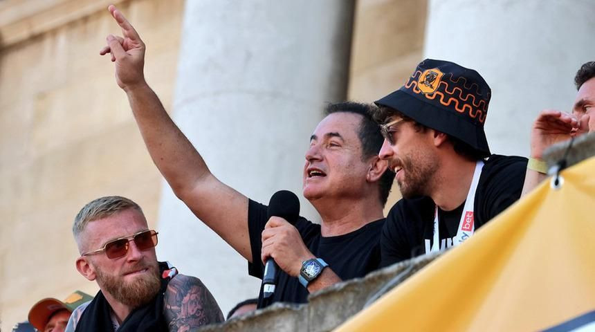 Hull City bombayı patlattı! Acun Ilıcalı, Pereira'nın gözdesini kaptı - Sayfa 1