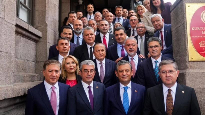 Çok konuşulacak iddia: Yeni Parti’den 10 vekil istifa edebilir! - Sayfa 2