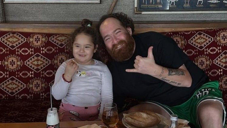 Evinde ölü bulundu: Eren Kaşıkçı'nın kızıyla son paylaşımı yürek burktu - Sayfa 12