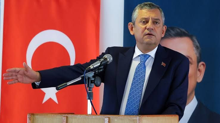 Özgür Özel’den, o isim ile ilgili olay itiraf! ‘Beni arayıp ağladı…’ - Sayfa 4