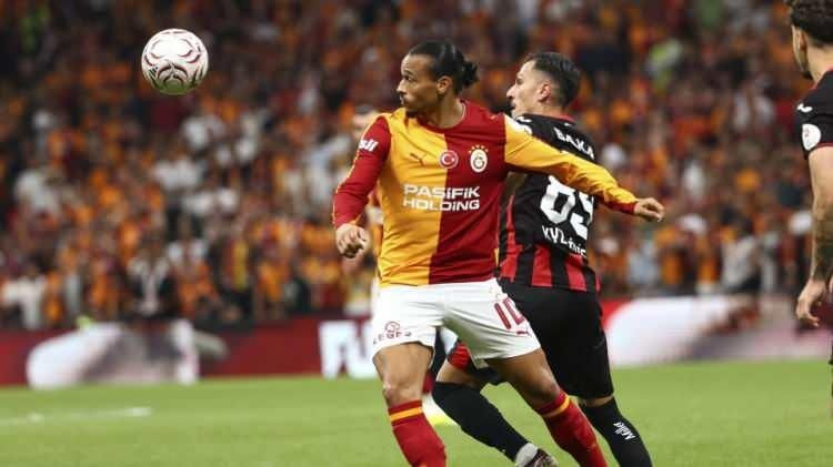 İşte 2027’nin şampiyonu ve gol kralı! Kupayı o takım kaldıracak! - Sayfa 1