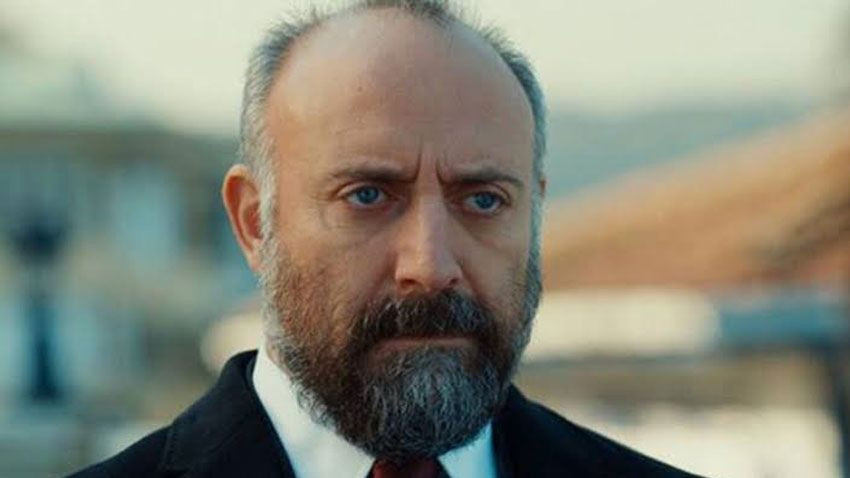 Halit Ergenç’in 15 yıldır sürdürdüğü gizli işi ortaya çıktı! Hollywood setinde bile görev aldı - Sayfa 2