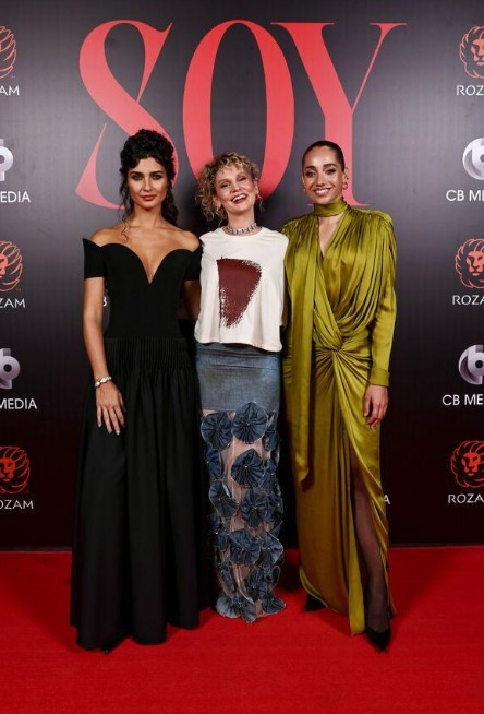 Gala görüntüleri çok konuşuldu! Farah Zeynep Abdullah'tan 'sarhoş' iddialarına yanıt - Sayfa 3