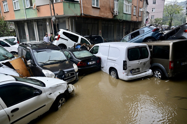 Selin vurduğu İstanbul'a yeni uyarı! Bu kez tarih ve saat verildi - Sayfa 19
