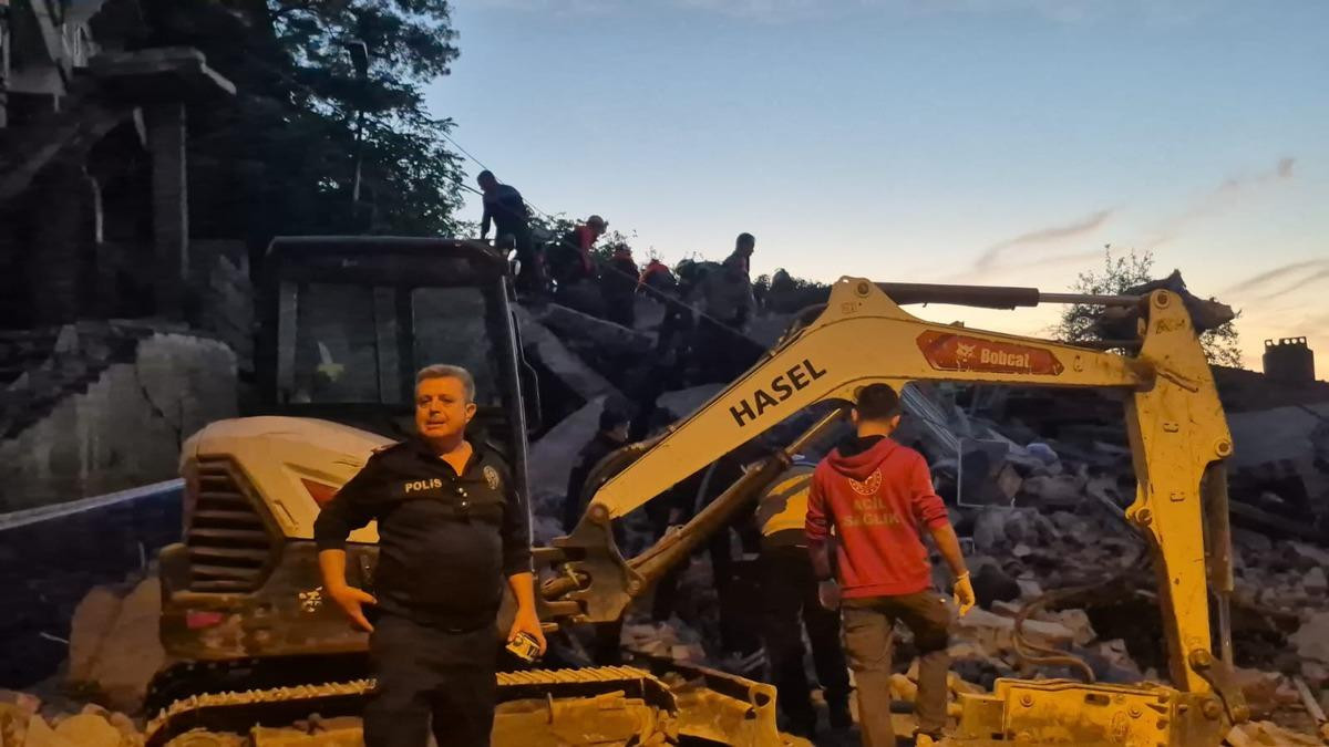 Zonguldak'ta 3 katlı bina çöktü! Enkaz altında kalan 1 kişi hayatını kaybetti - Sayfa 4