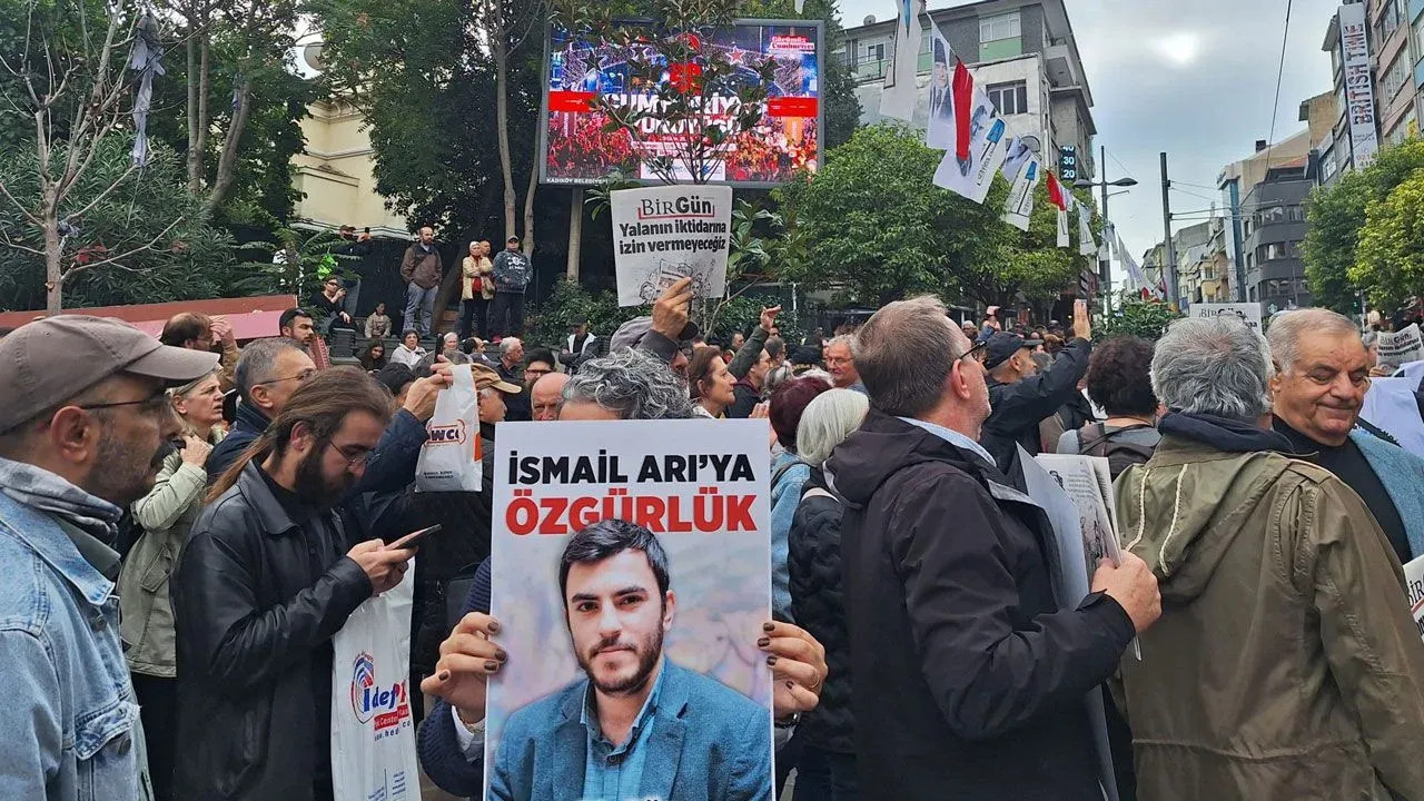 İstanbul'da binlerce kişi basın özgürlüğü için yürüdü! "Korkmuyoruz, susmuyoruz, itaat etmiyoruz" - Sayfa 6